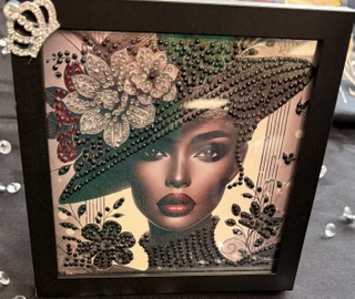 Olive — The Sunday Hat, Diamond Divas diamond art portrait No. 20