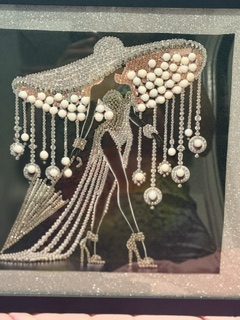 Reine — The Silhouette, Diamond Divas diamond art portrait No. 05